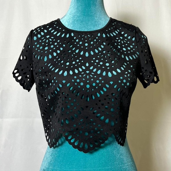 bebe Tops - Bebe Y2K Night Out Womens Black Laser-Cut Crop Top